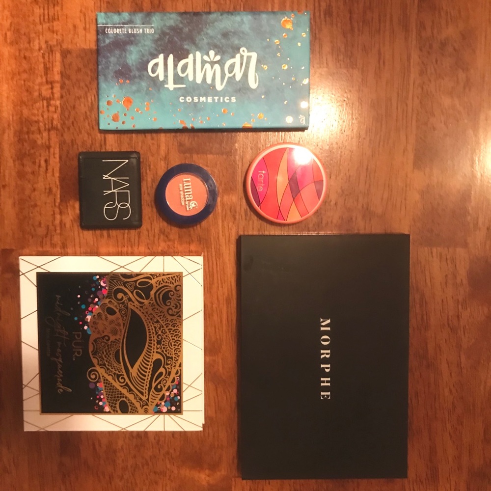 Huge makeup bundle!